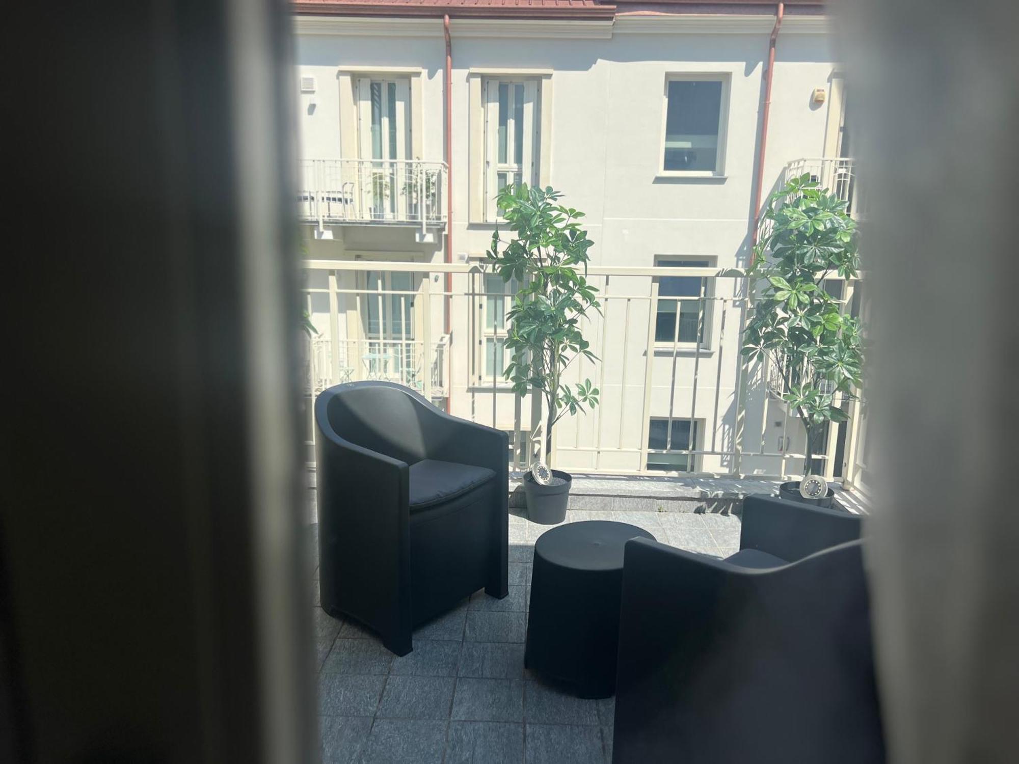 Regina Milano In Melegnano - Wifi, Breakfast Box And Terraceアパートメント エクステリア 写真